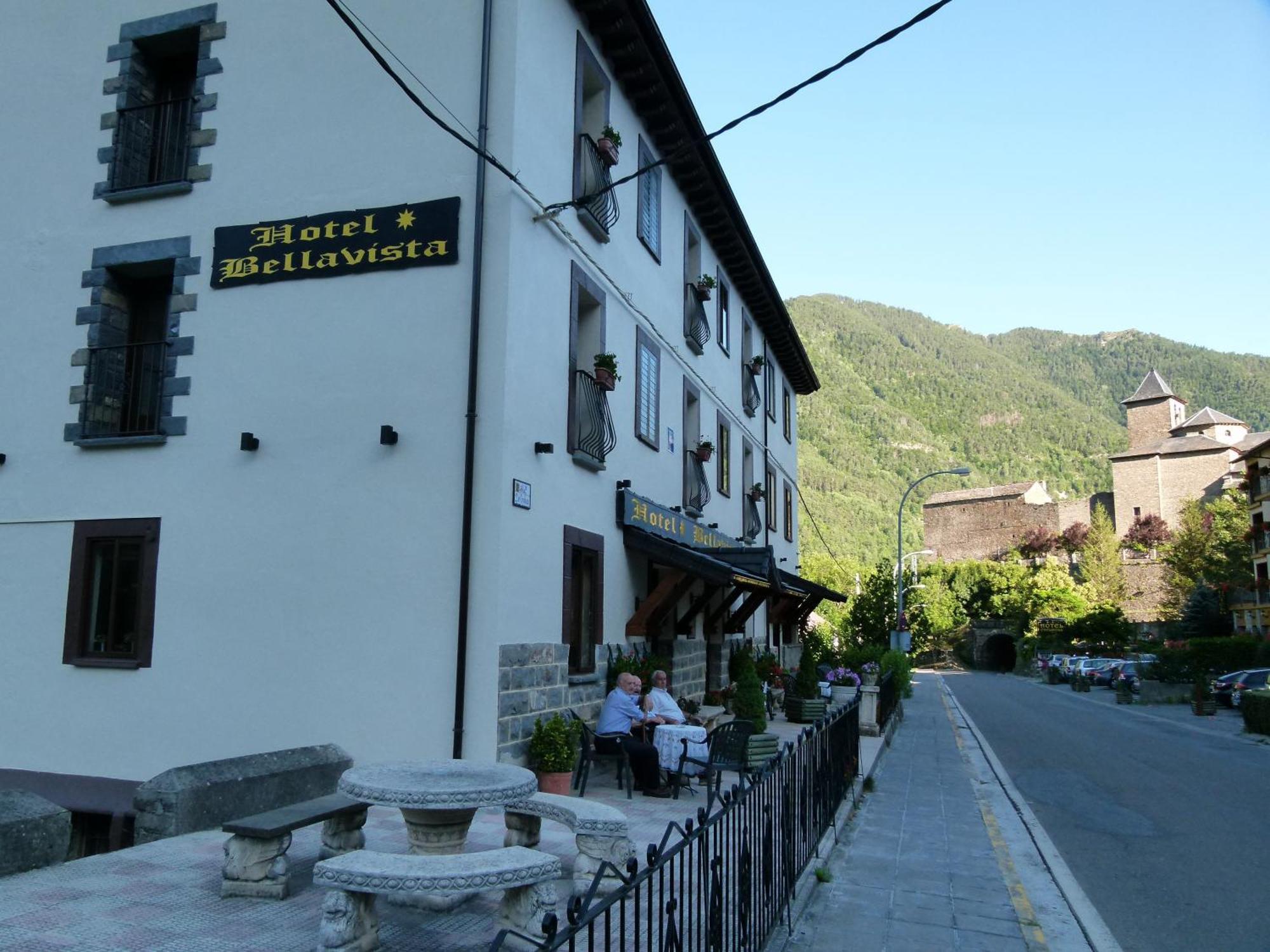 Hotel Bellavista Ordesa Torla Buitenkant foto