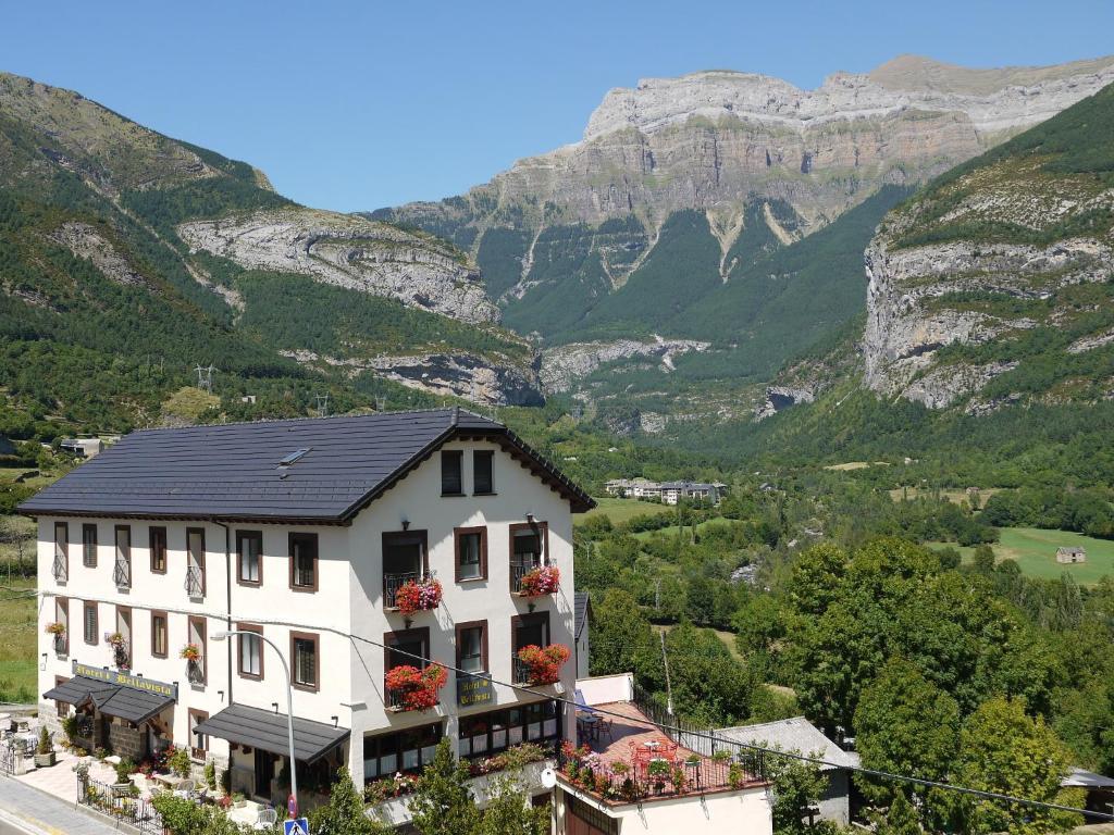 Hotel Bellavista Ordesa Torla Buitenkant foto